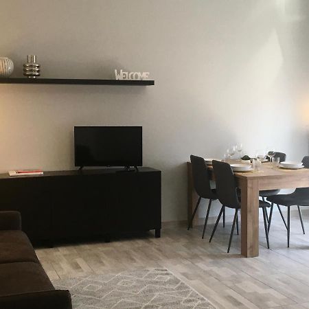 Casa Di Babi Apartment เวโรนา ภายนอก รูปภาพ